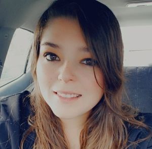 Meet your Posher, Danika